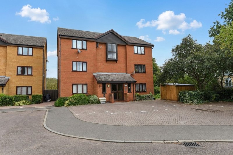 2 bedroom flat in Ullswater, Huntingdon