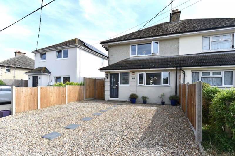 3 bedroom house in School Lane, Conington