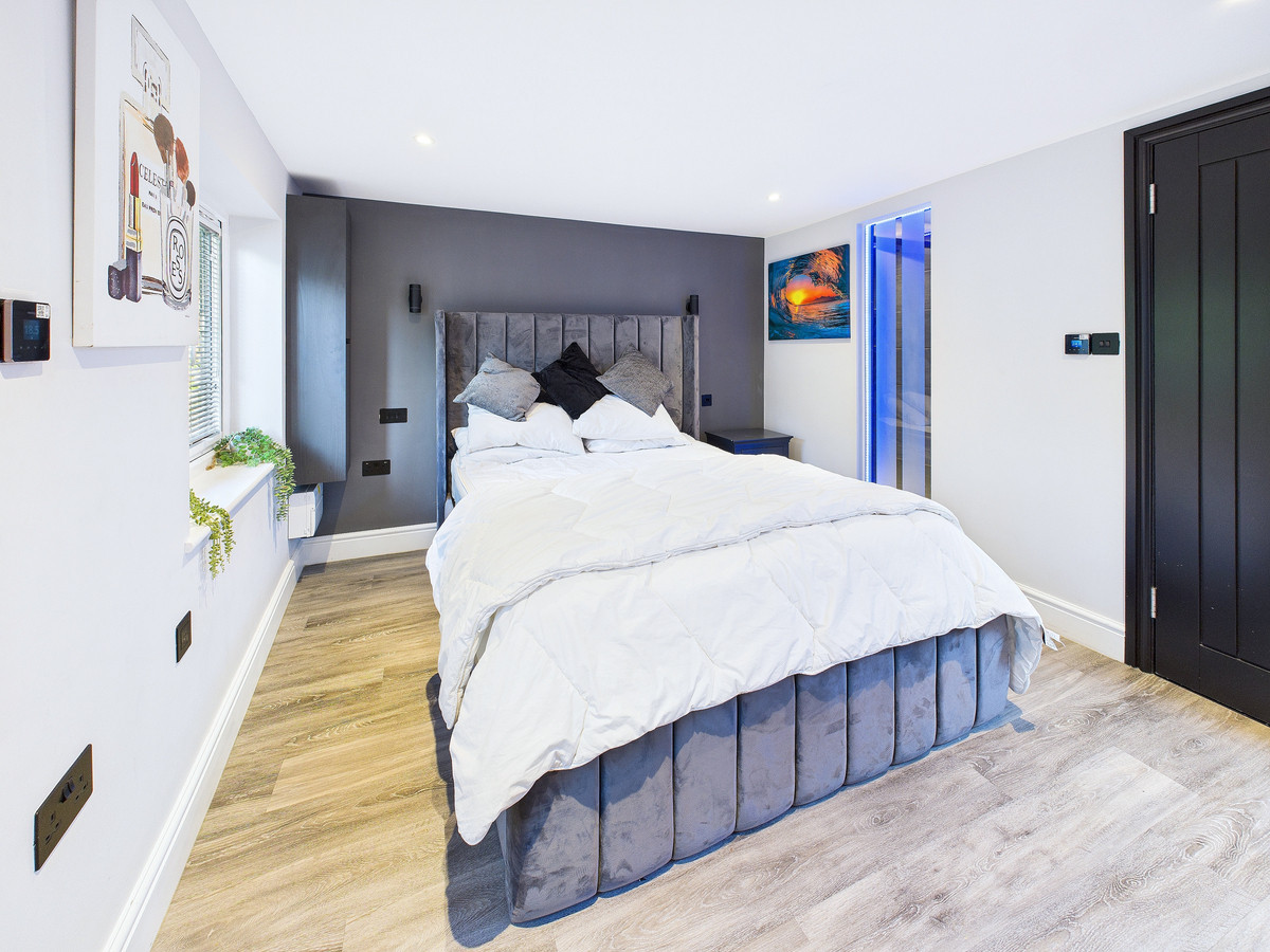 1 bedroom House - Stanley Avenue, Greenford, UB6