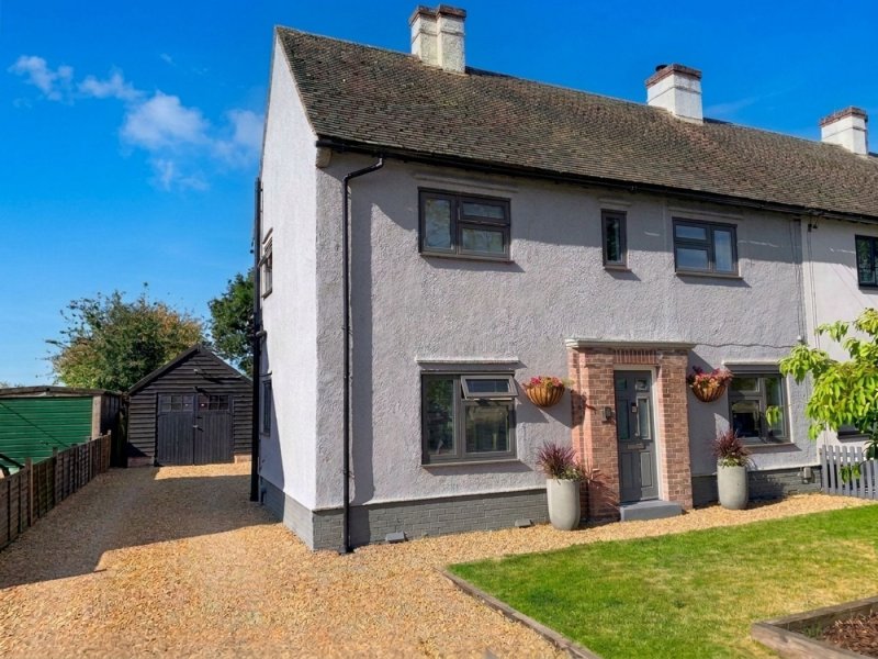 3 bedroom house in Station Road, Abbots Ripton