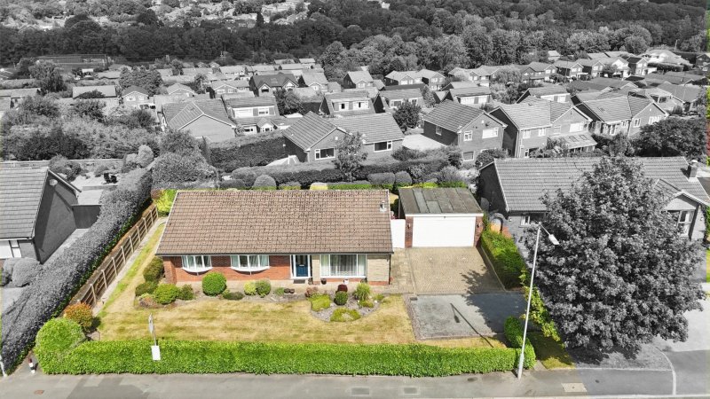 Junction Road West, Lostock