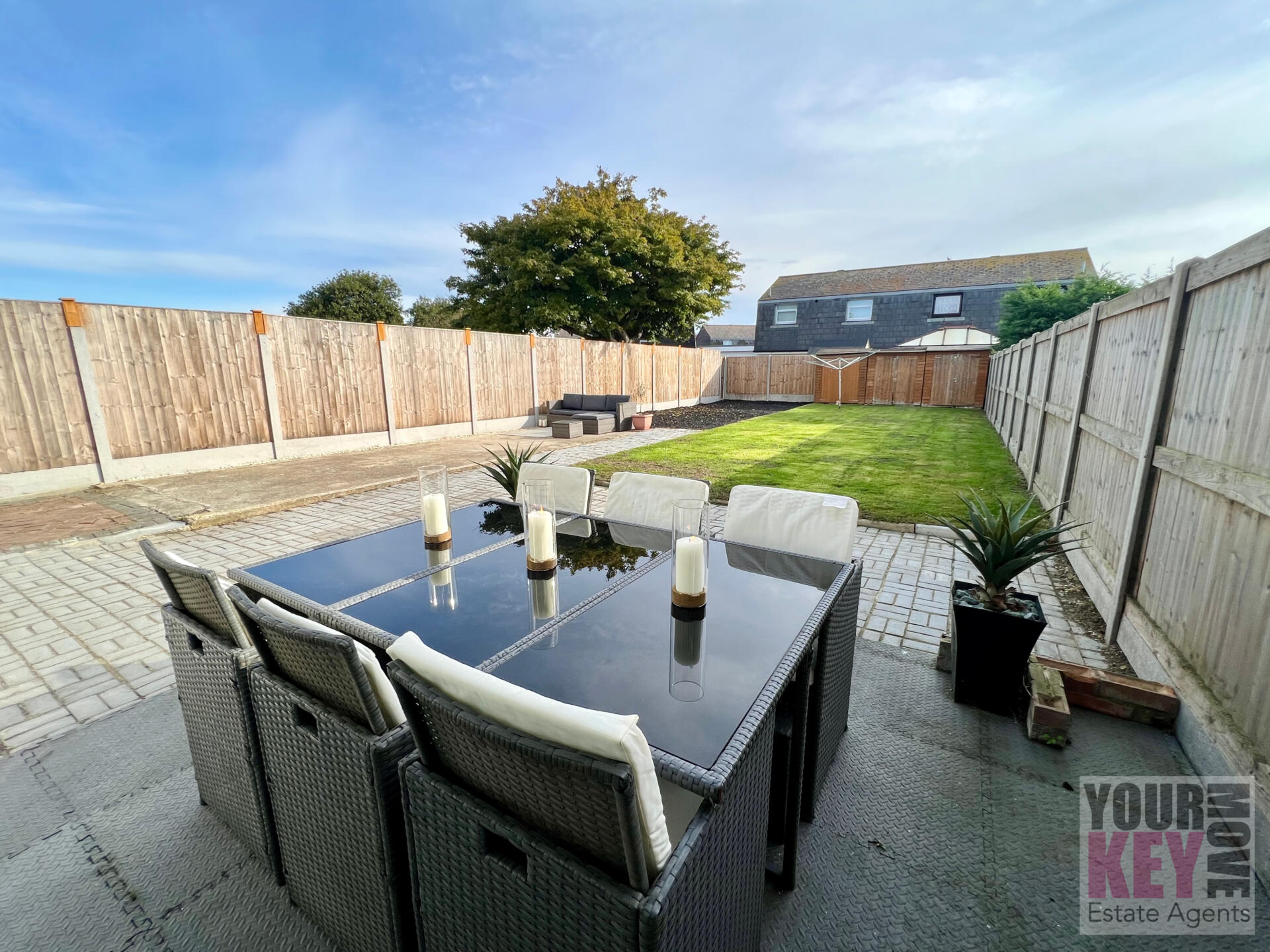 3 bedroom house in Oak Drive, St Mary’s Bay, Romney Marsh, Kent TN29 0XG