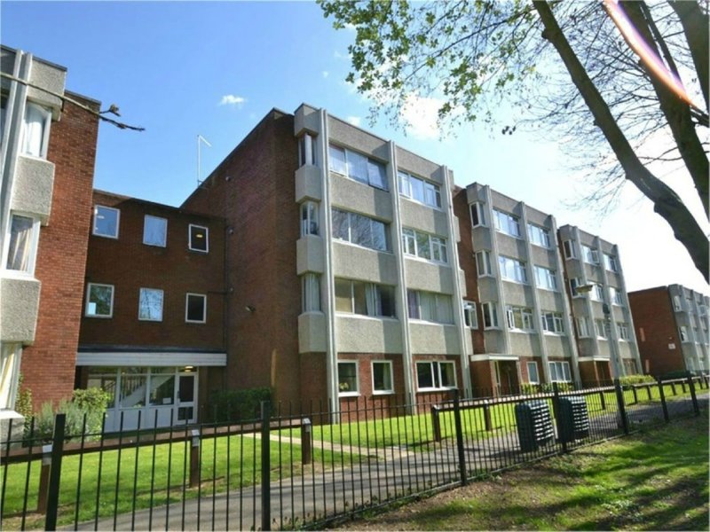 1 bedroom studio in Grammar School Walk, Huntingdon