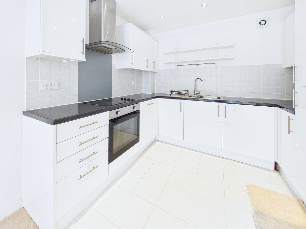 1 bedroom House - Sunningdale Gardens, London, NW9