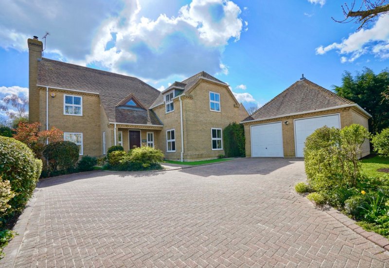 5 bedroom house in Thrapston Road, Ellington