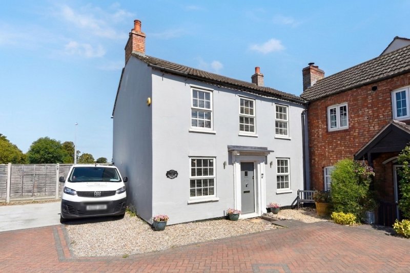 3 bedroom house in Shortmead Street, Biggleswade