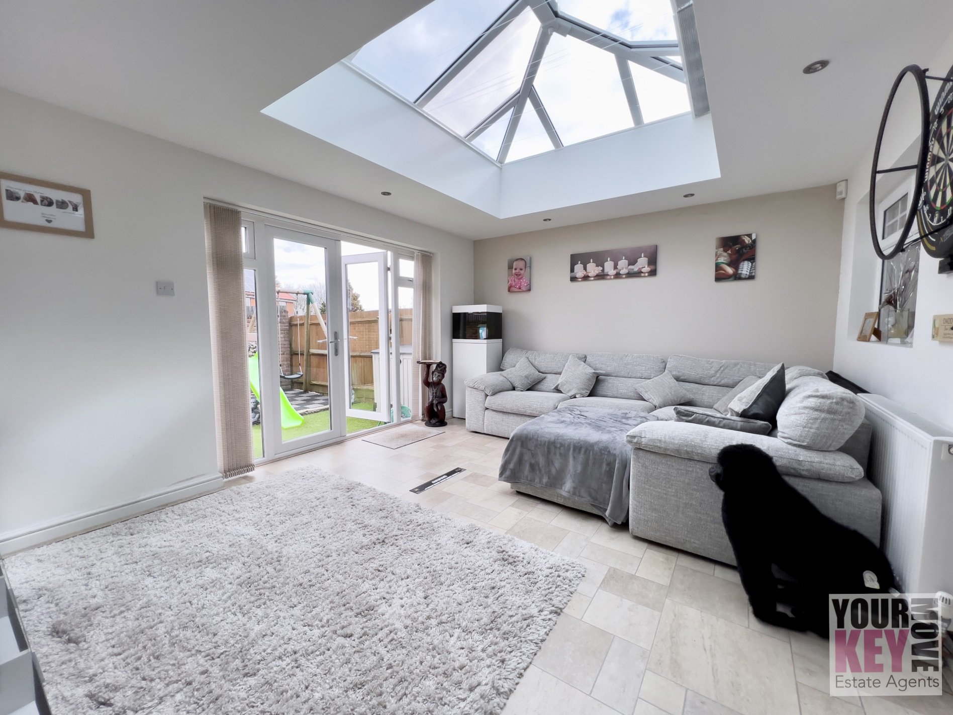 3 bedroom house in Waddington Drive, Hawkinge, Folkestone, Kent CT18 7NU