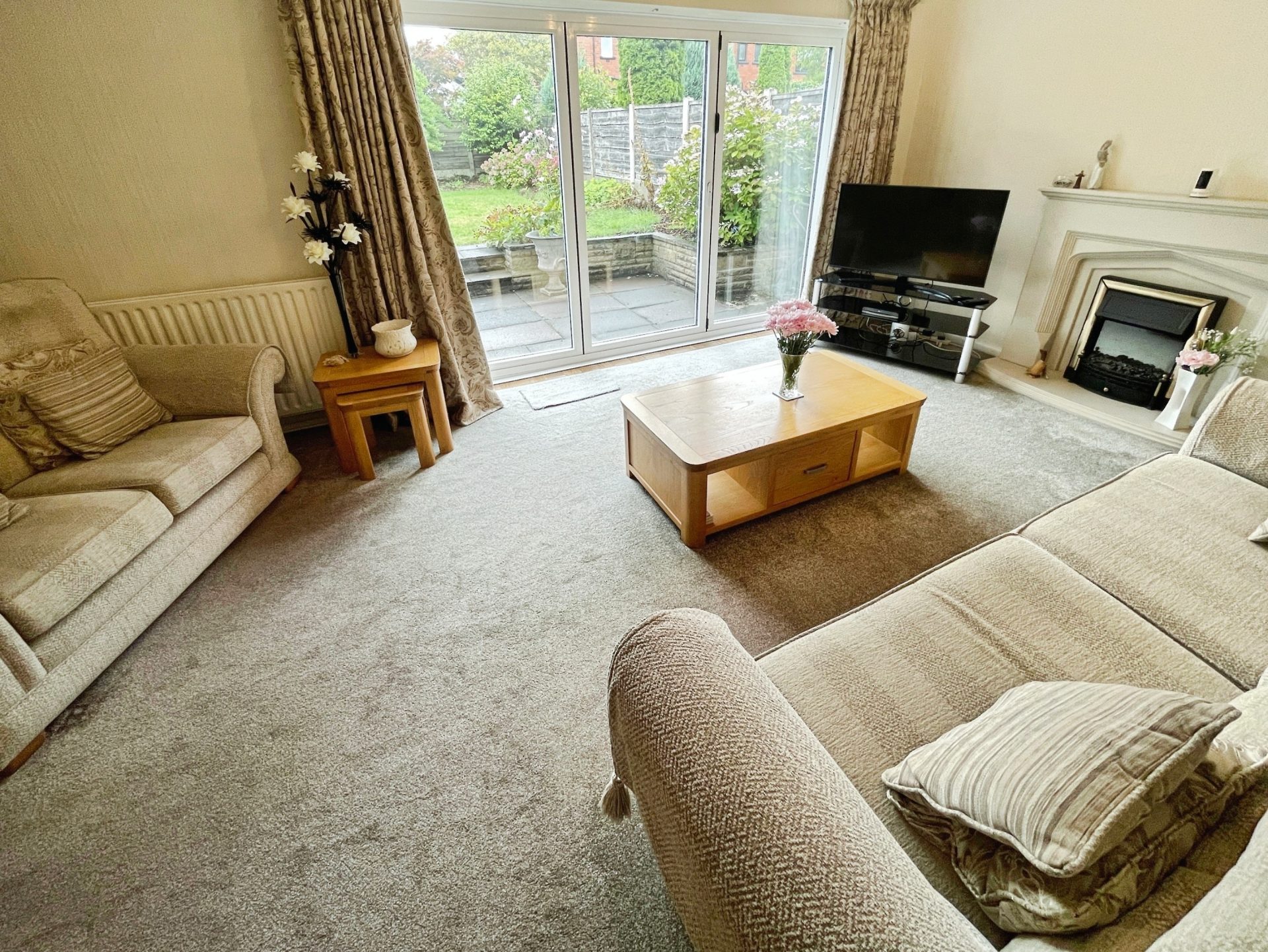 Myrtle Grove, Whitefield