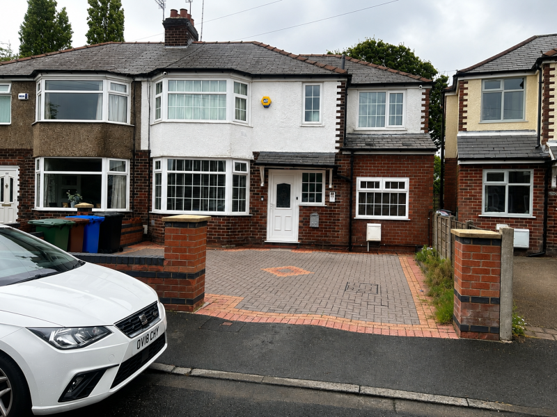 4 bed Semi-detached, 58 The Oval, Heald Green, Cheadle, SK8 3JJ