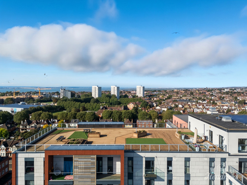 Victoria Avenue, Southend-on-Sea, SS2 6