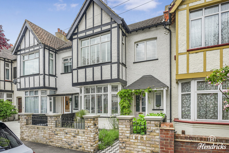 Westminster Drive, Westcliff-on-sea, SS0 9