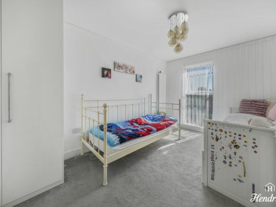 Photo 13