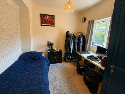 Photo 6