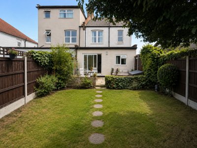Photo 12