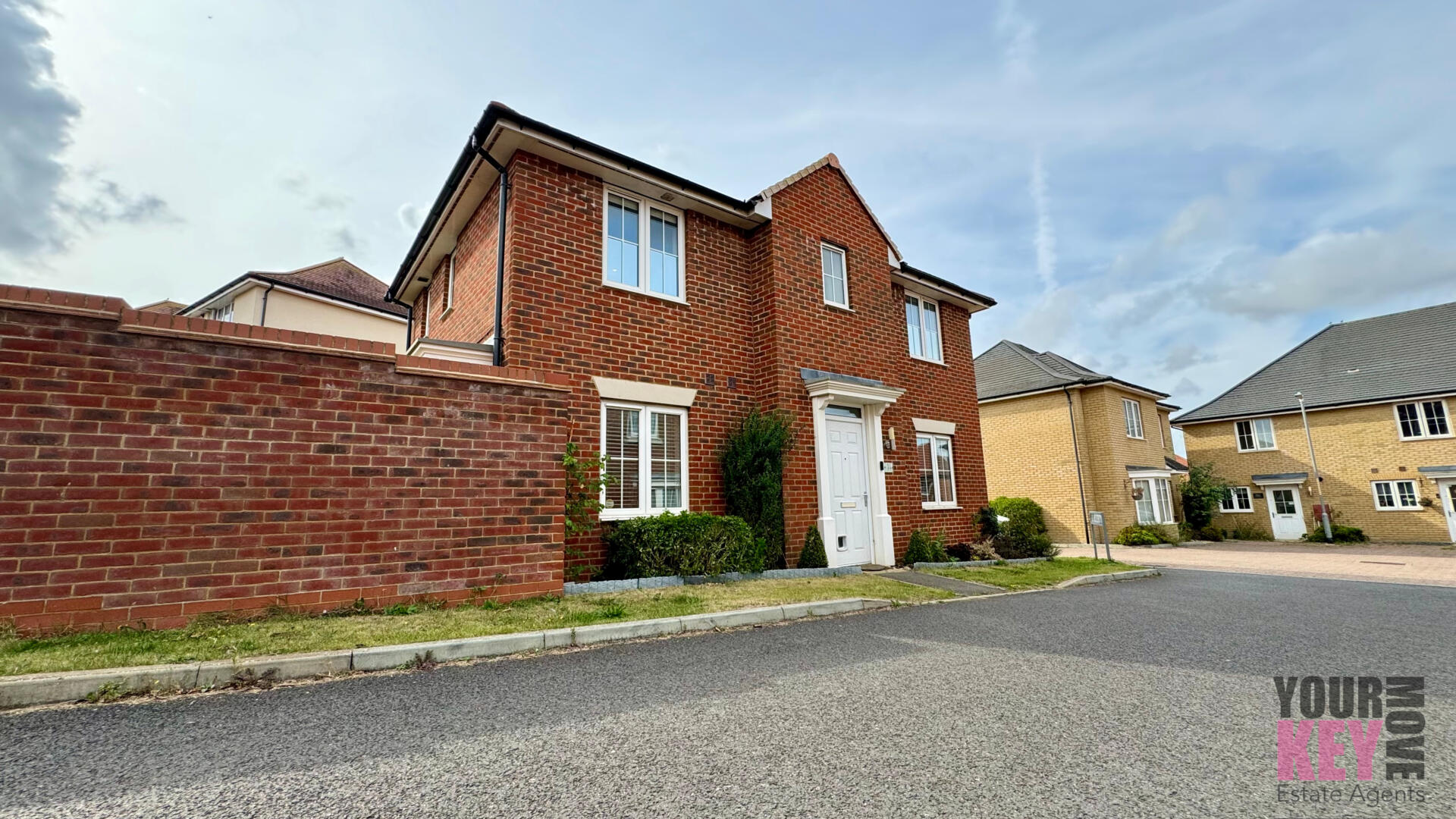 3 bedroom house in Harrison Road, Aylesham, Canterbury, CT3 3FL