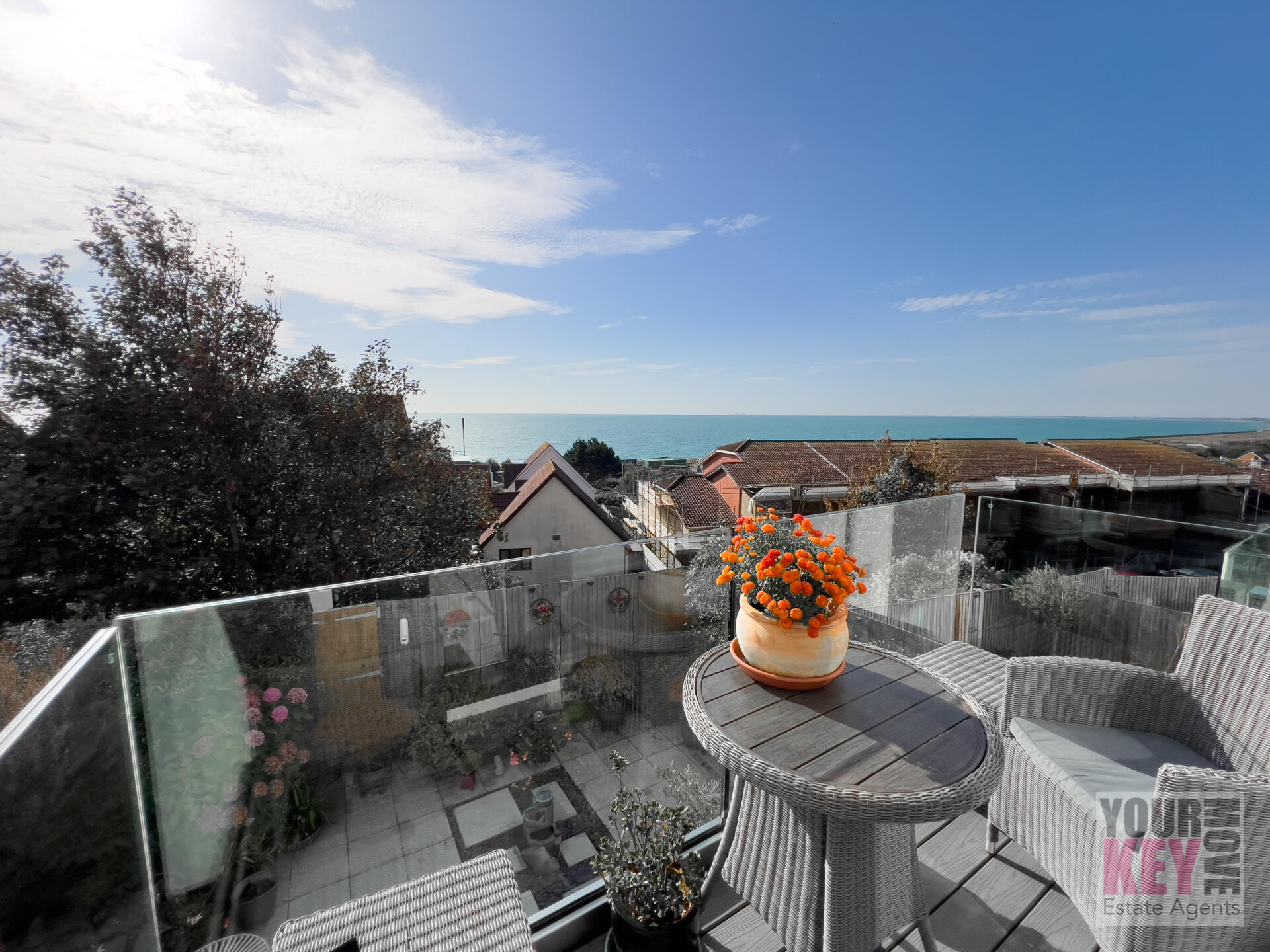 3 bedroom house in Ocean Heights, Hospital Hill, Hythe, Kent CT21 5FB