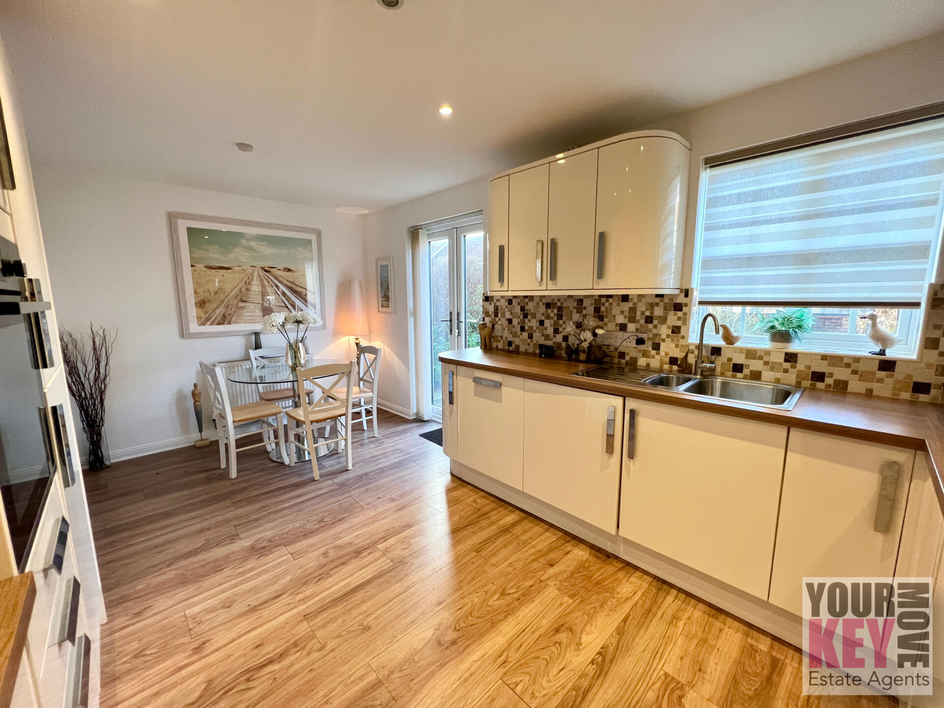 3 bedroom house in Proctor Walk, Hawkinge, Folkestone, Kent CT18 7QS