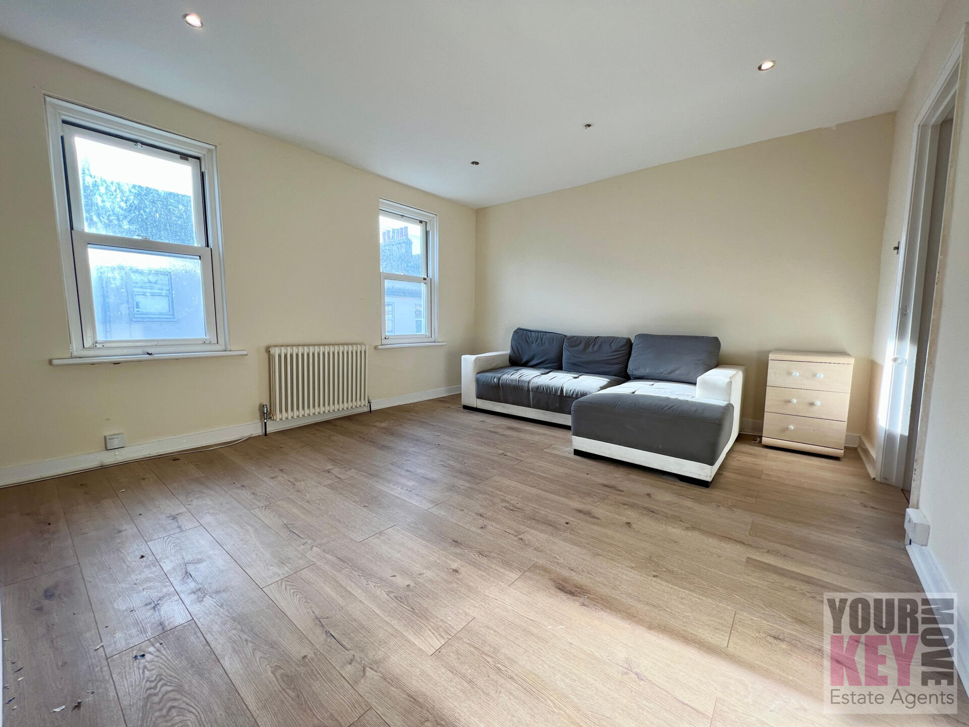 3 bedroom house in East Cliff, Folkestone, Kent CT19 6BX