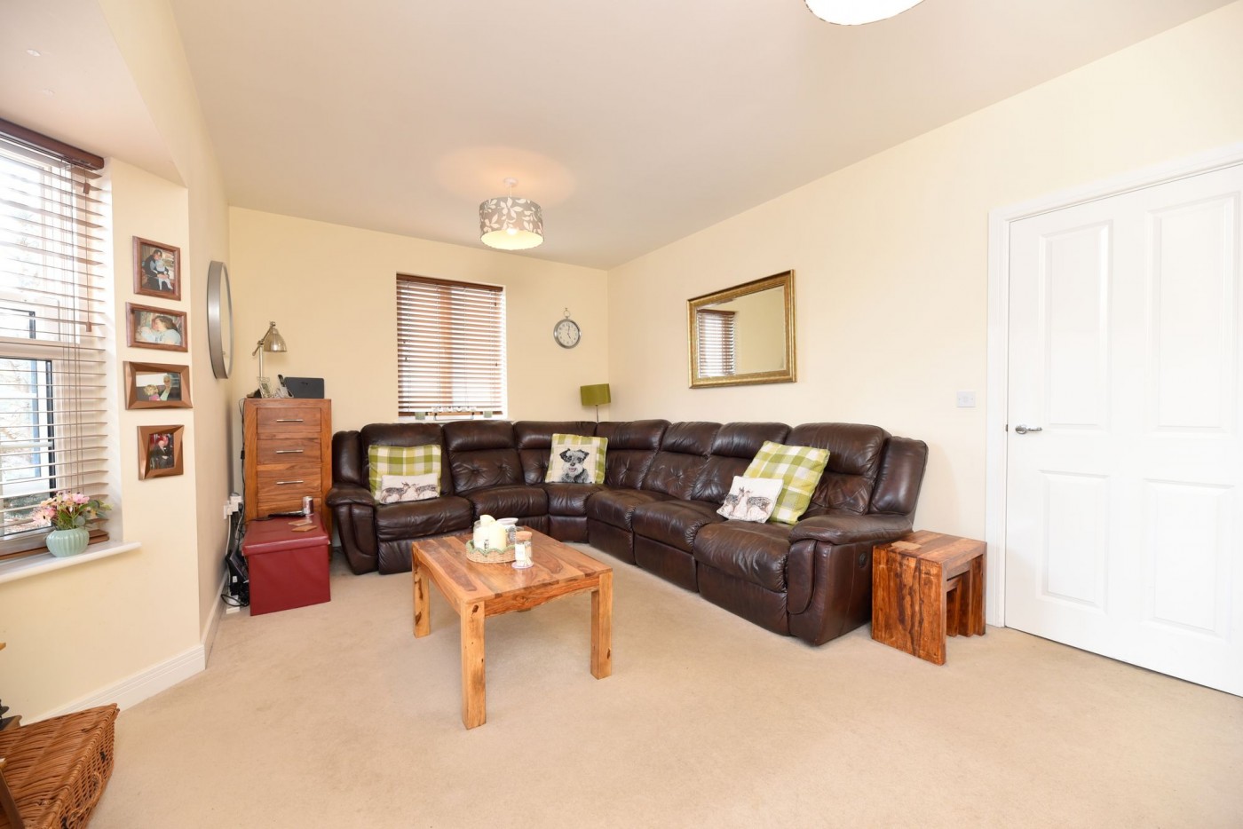 4 bedroom house in Bryants Edge, Biggleswade