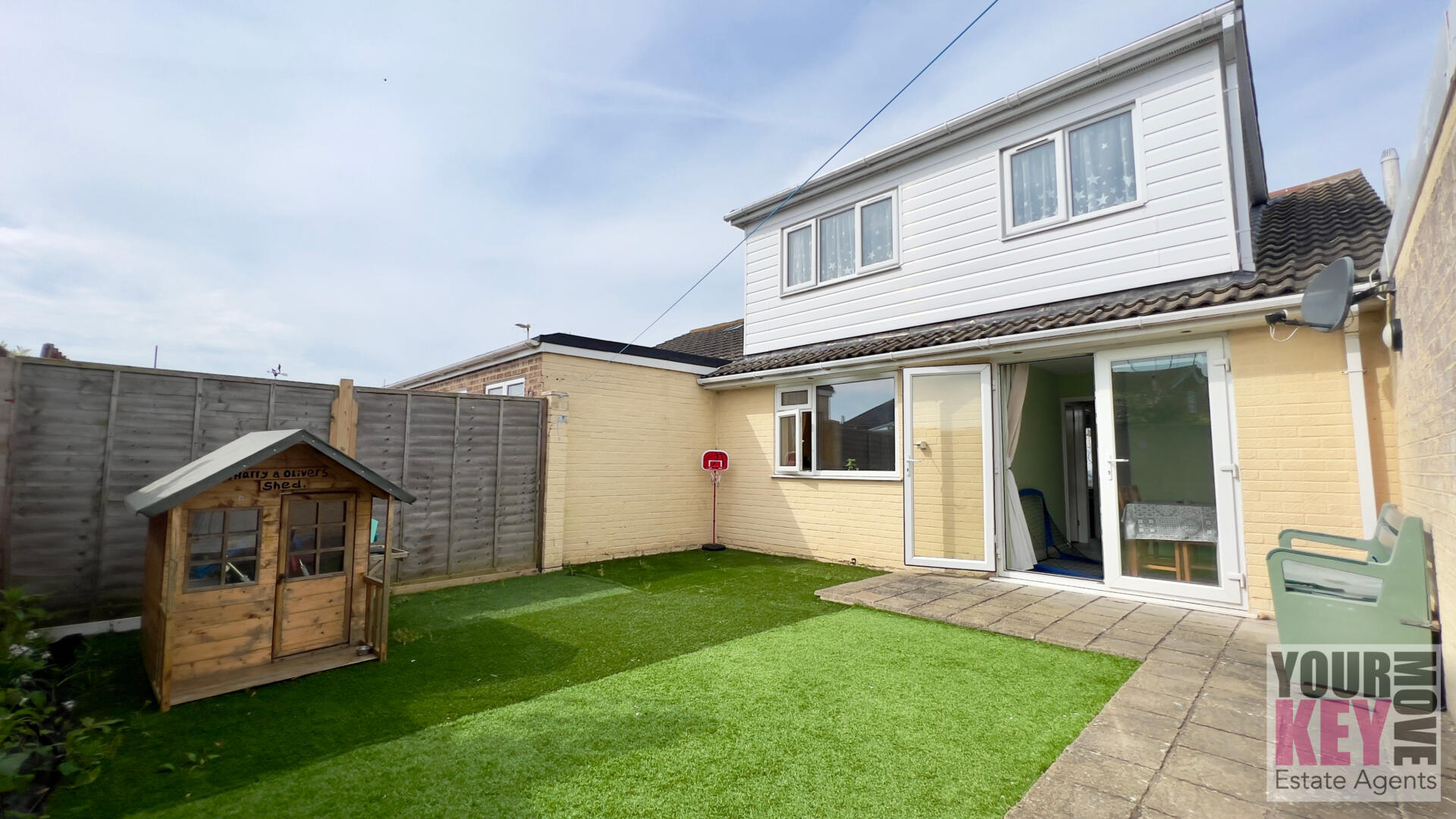 2 bedroom house in Yew Tree Road, St Marys Bay, Romney Marsh, Kent TN29 0SU
