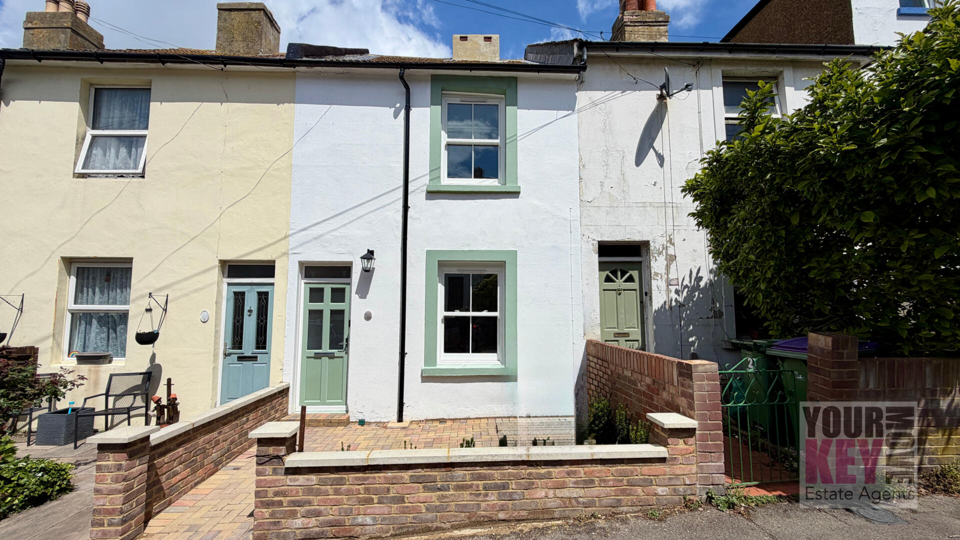 3 bedroom house in East Cliff, Folkestone, Kent CT19 6BU