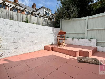 Photo 20