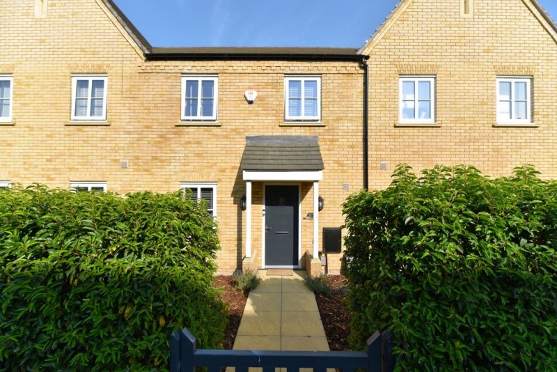 3 bedroom house in Crest Drive, Fenstanton