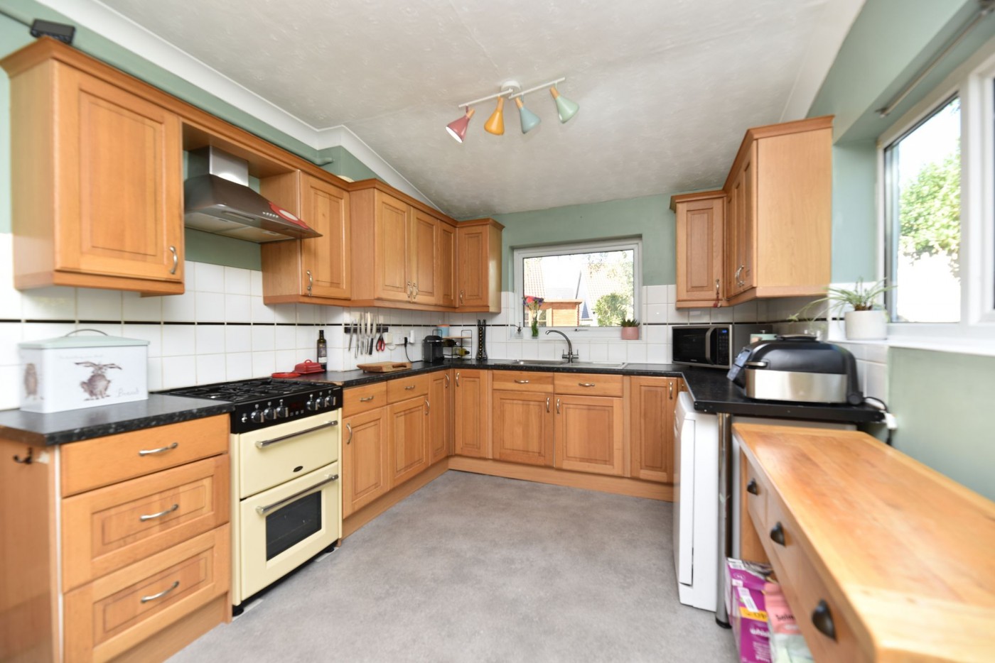 2 bedroom house in High Street, Earith