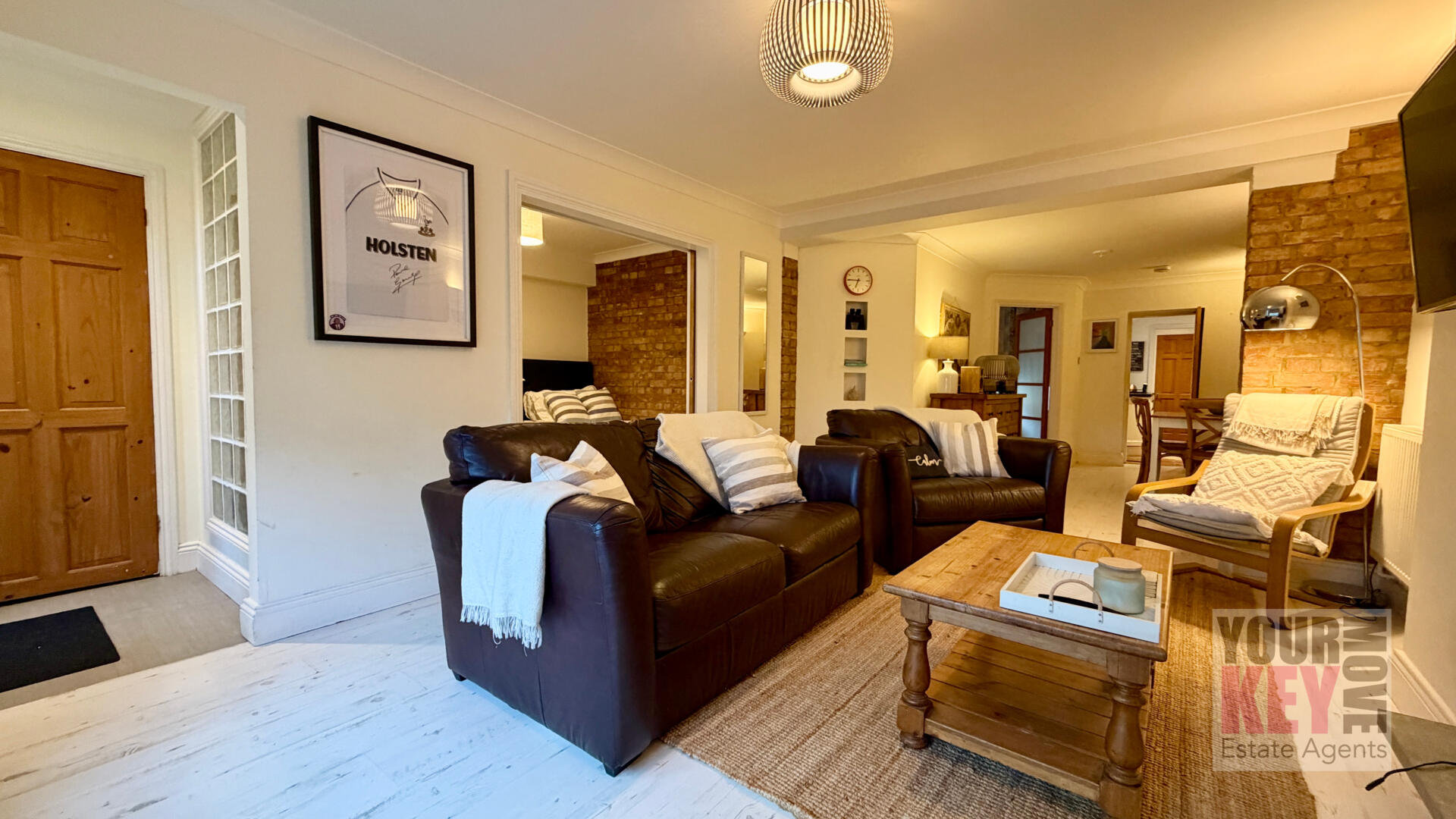 2 bedroom house in Wellington Terrace, Sandgate, Folkestone, Kent CT20 3DY
