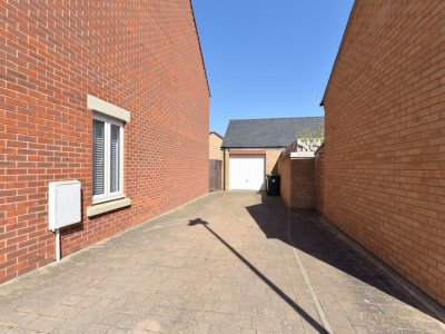 Photo 29
