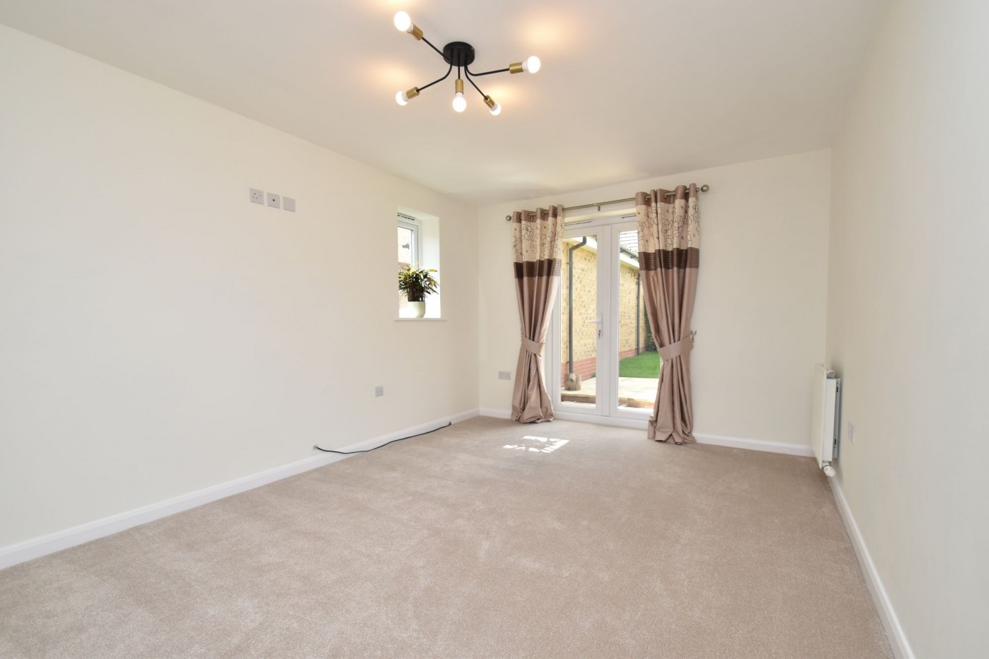 3 bedroom house in Knights Way, St. Ives