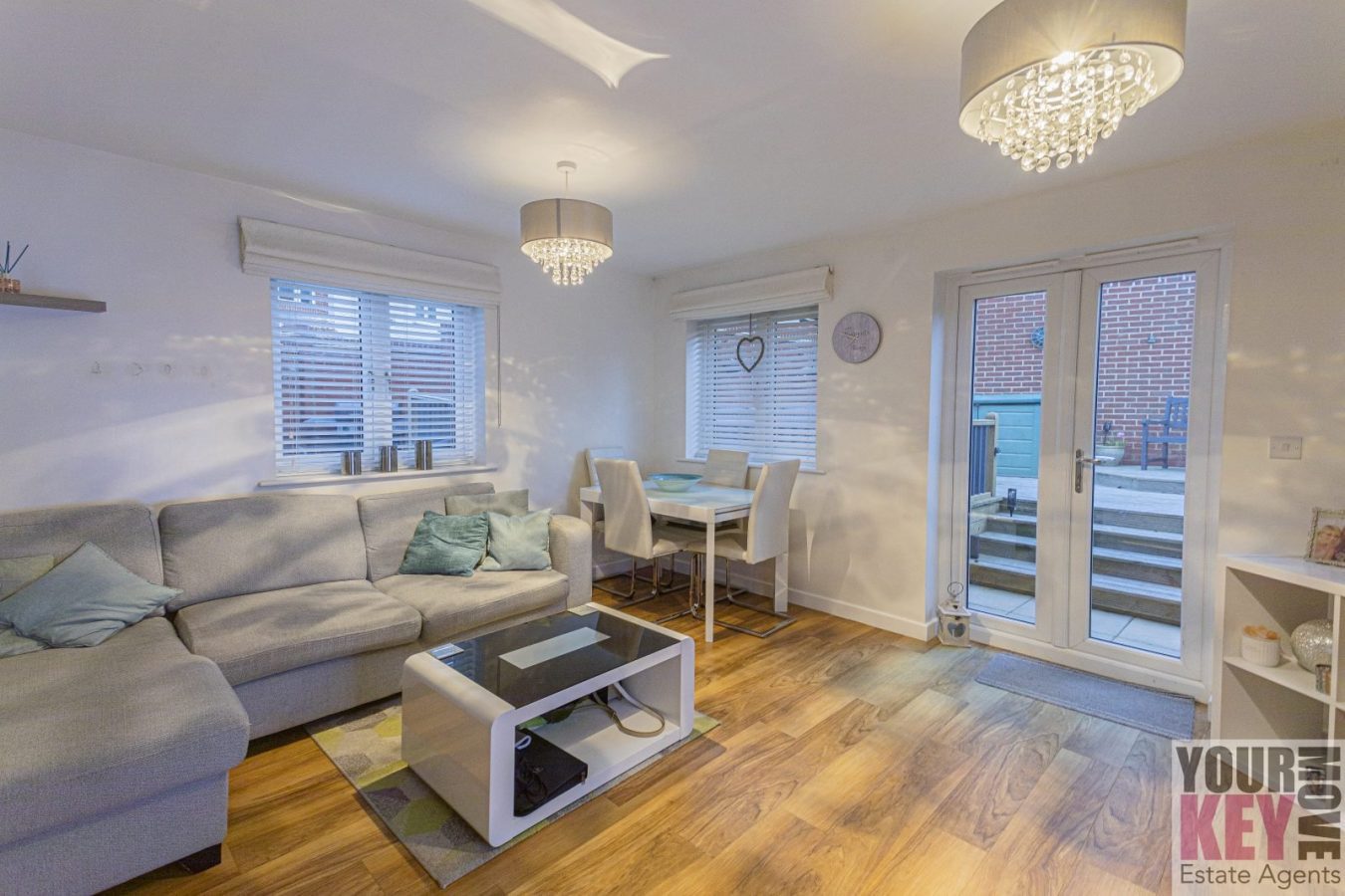 2 bedroom house in Lewis Road , Hawkinge, Folkestone, Kent CT18 7SE