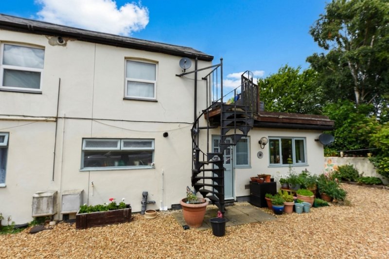1 bedroom flat in Ingram Street, Huntingdon