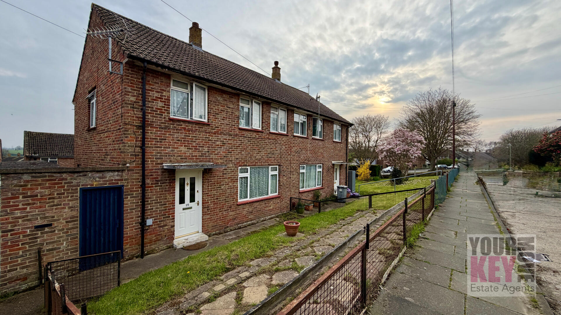 3 bedroom house in Devon Road, Canterbury, Kent CT1 1RP