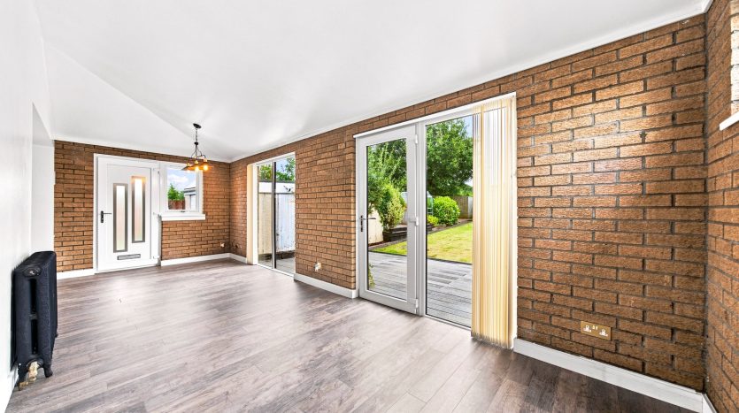 3 bedroom house in 16 Barbeth Gardens, Cumbernauld, Glasgow