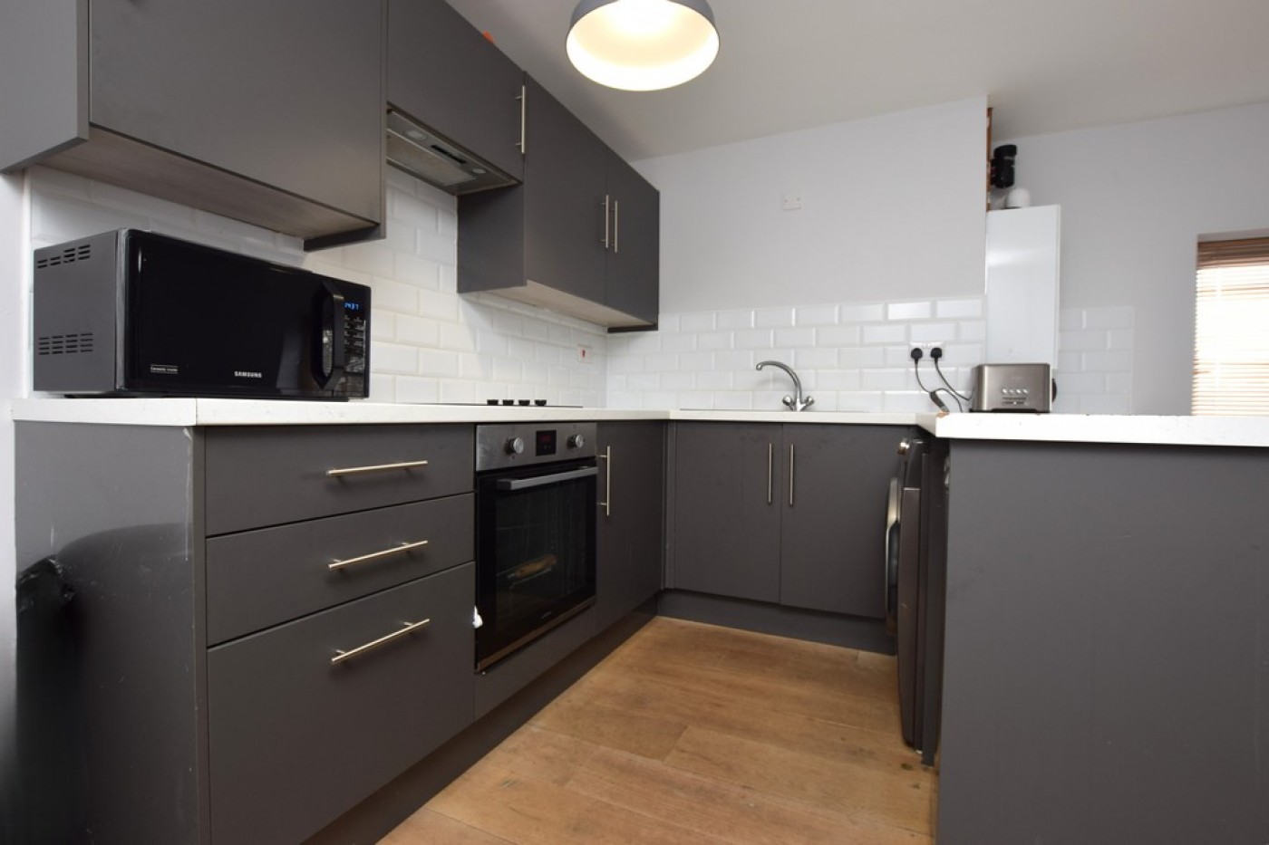 1 bedroom apartment in Miller Way, Brampton