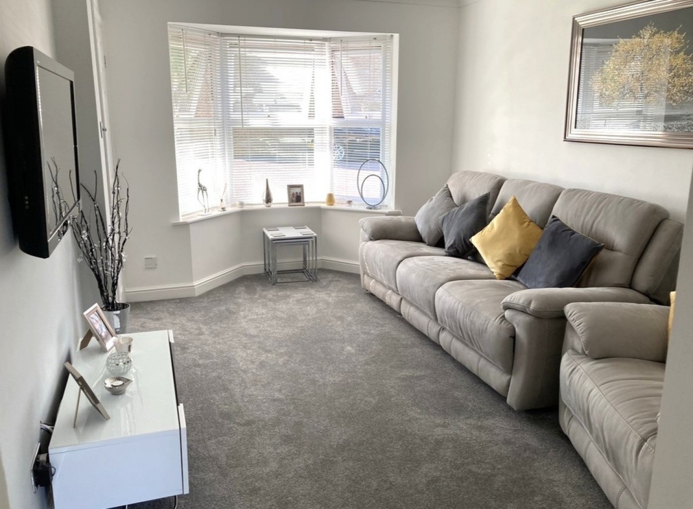 2 bedroom semi-detached house in Ennerdale Close, Stukeley Meadows
