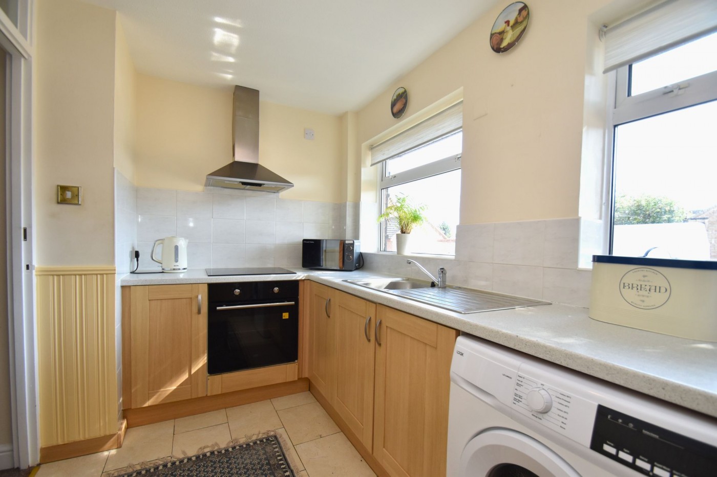 1 bedroom bungalow in Edinburgh Drive, St. Ives