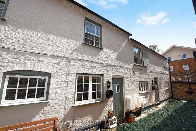 2 bedroom house in Market Square, St. Neots
