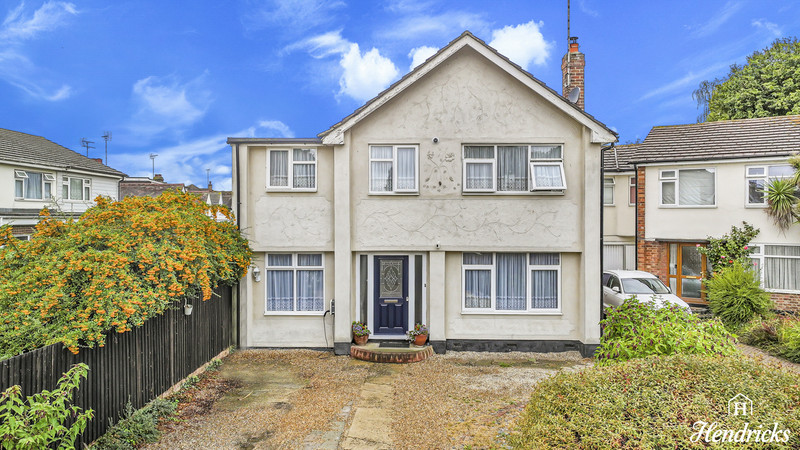 Englefield Close, Hockley, SS5 4