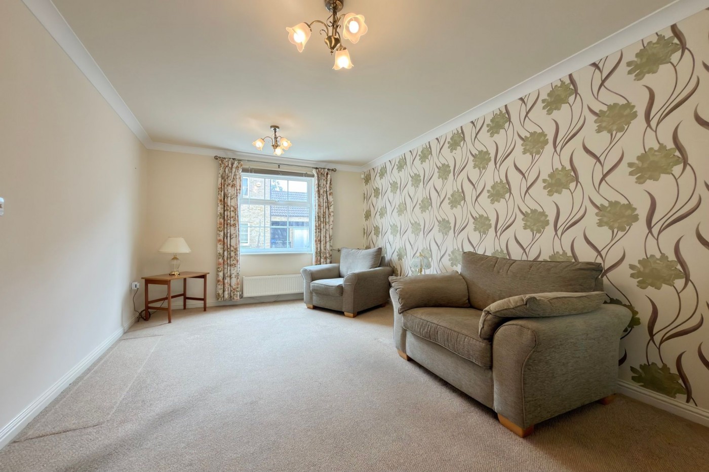 3 bedroom house in Ream Close, Eynesbury