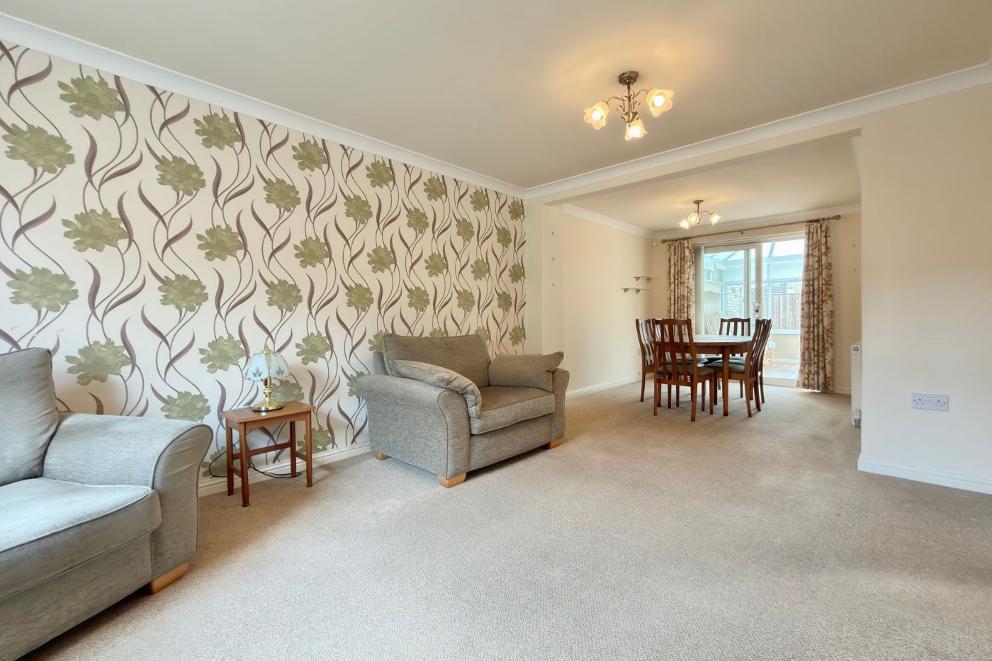 3 bedroom house in Ream Close, Eynesbury