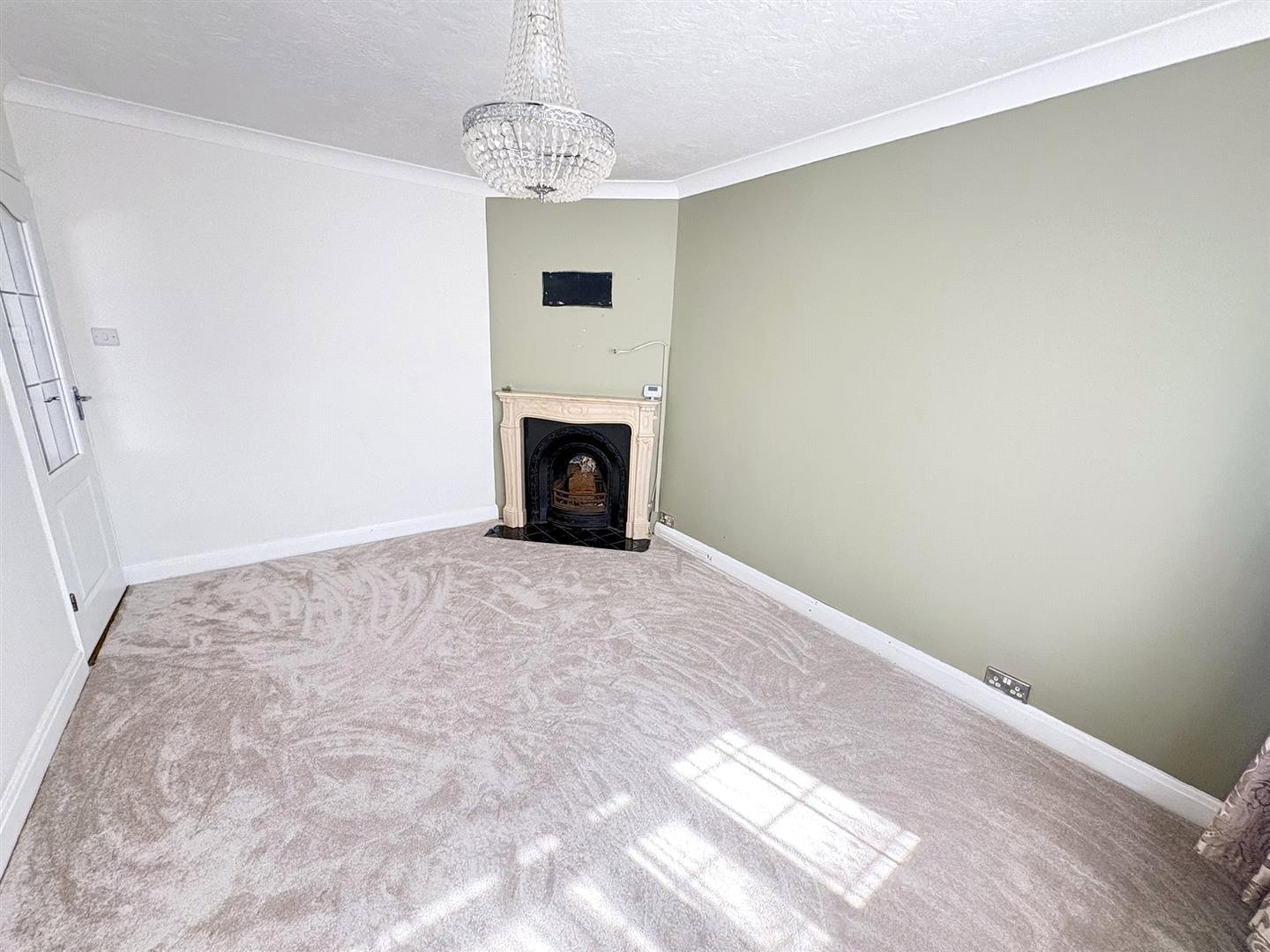 Frobisher Grove, Fareham