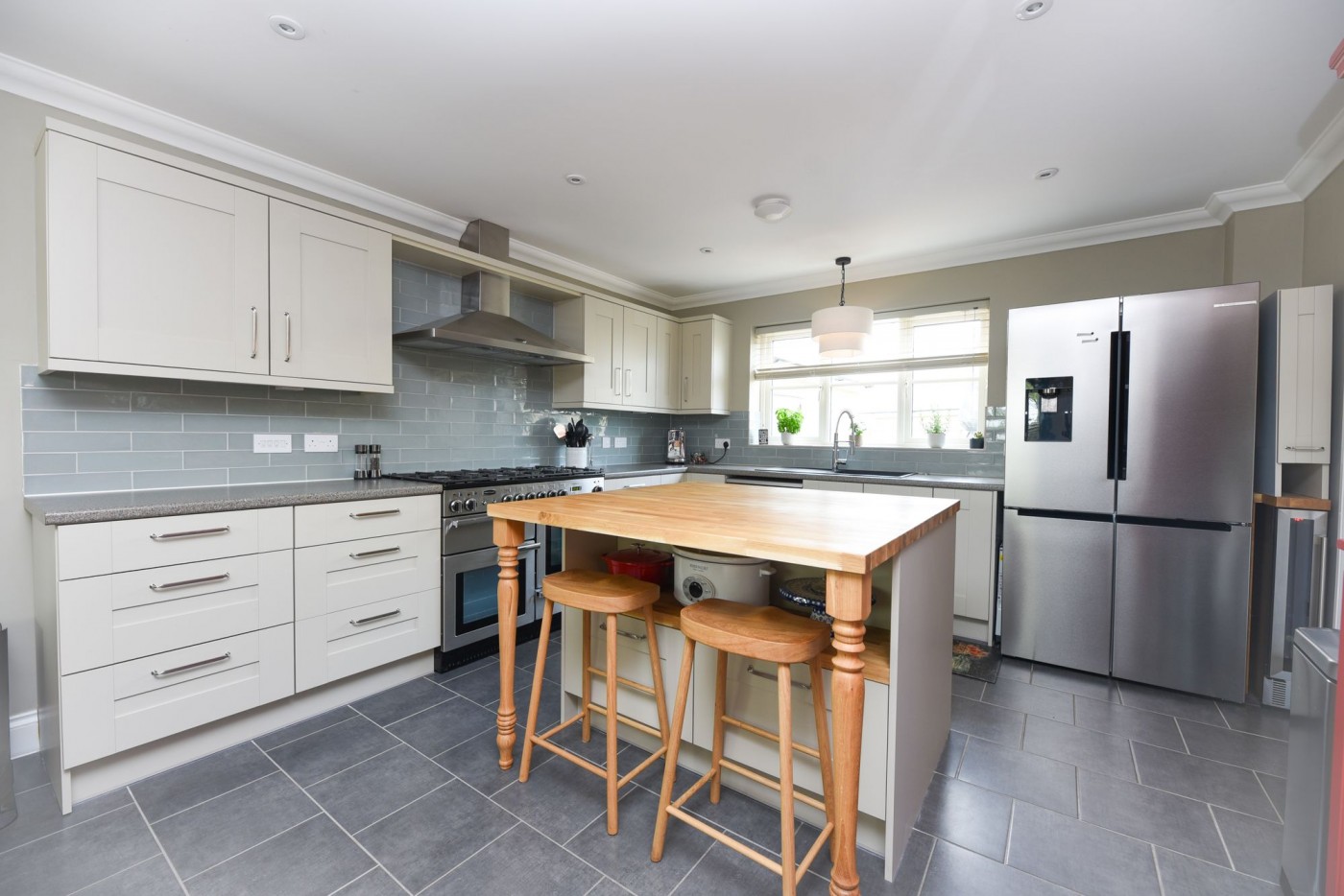 4 bedroom house in Carnaile Road, Alconbury Weald