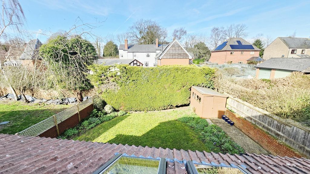 3 bedroom detached in Willow Rise, Sutton St. Nicholas