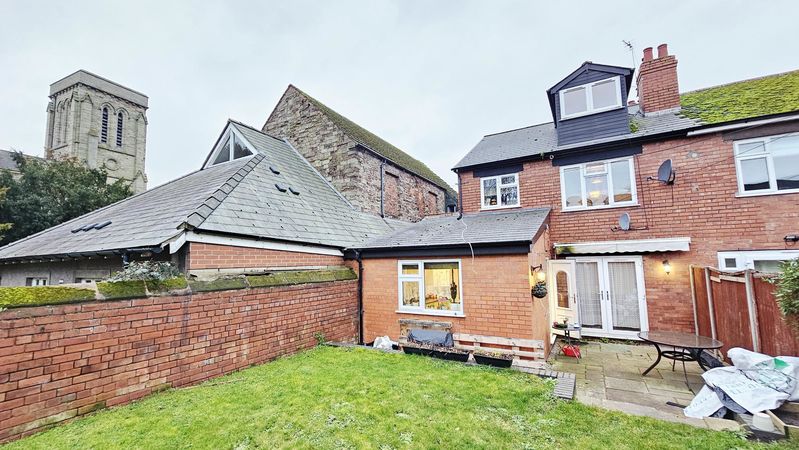 1 bedroom apartment in Friars Street