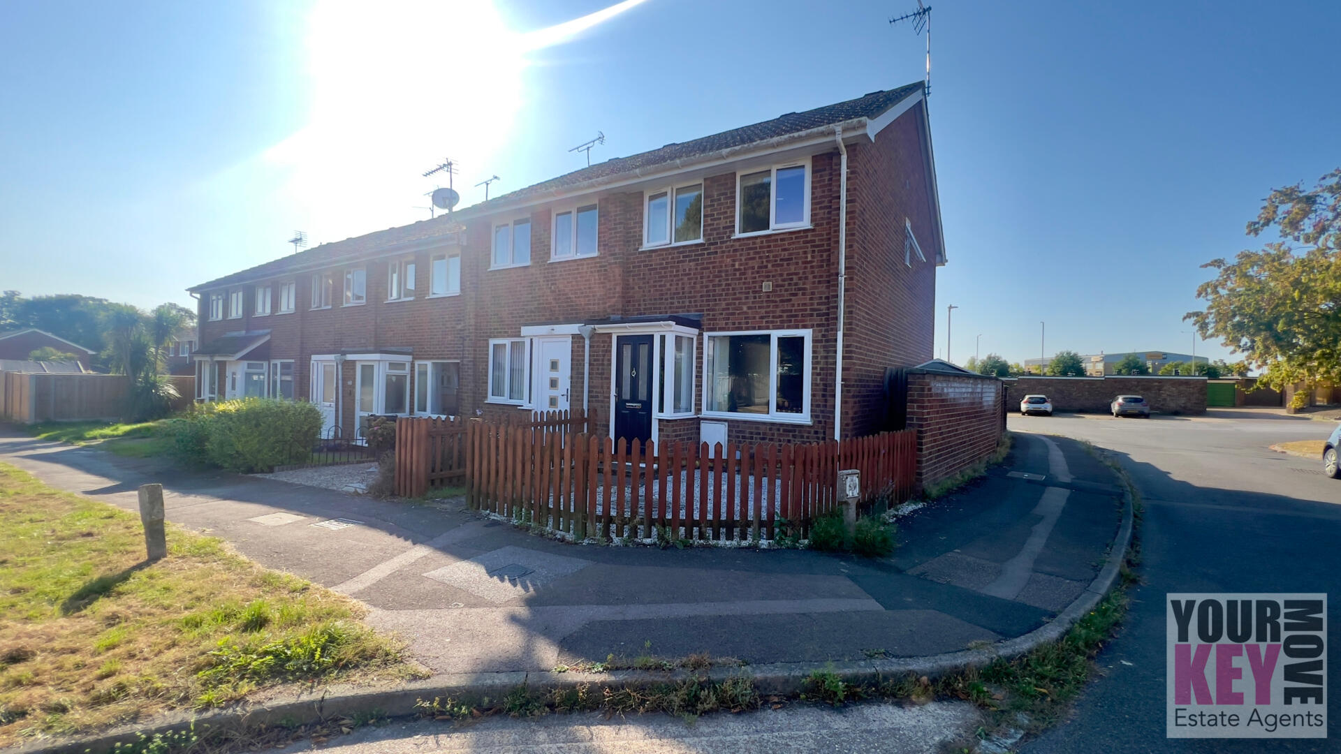 2 bedroom house in Lime Close, Ashford, Kent TN23 3DX
