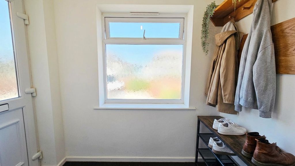 3 bedroom house in Yazor Road