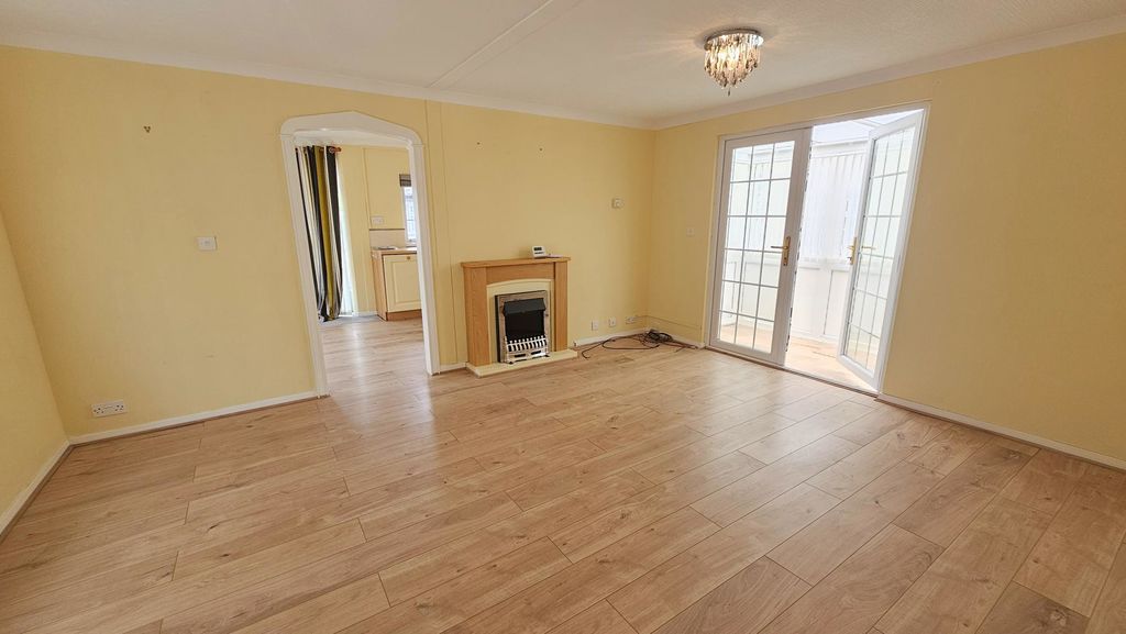1 bedroom detached in Kings Acre Halt Mobile Home Park