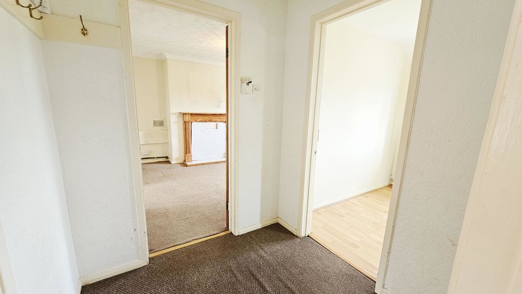 2 bedroom apartment in The Bines, Clehonger